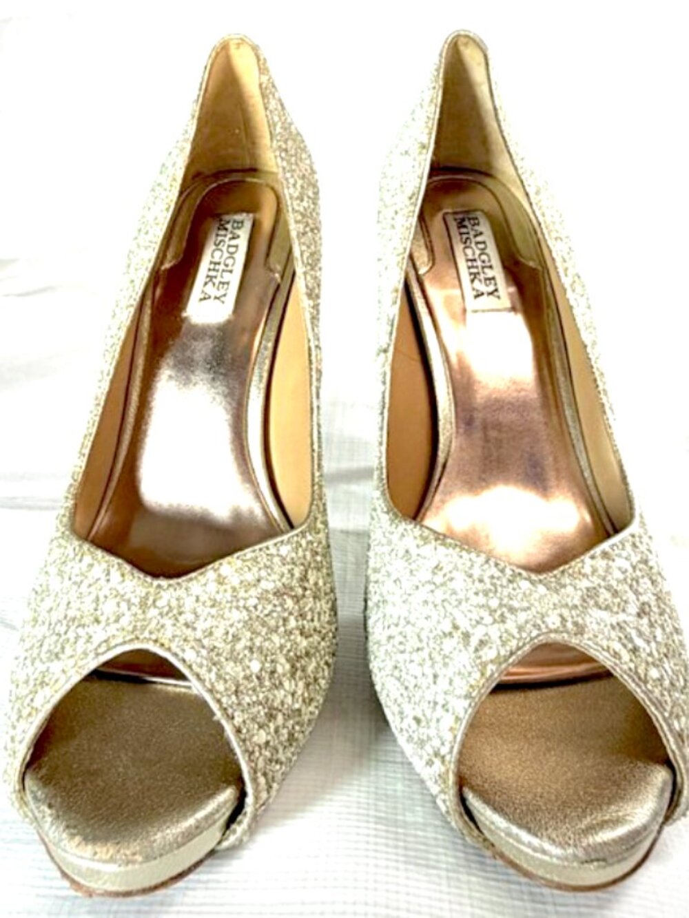 Badgley Mischka "Kassidy/Kassidy II" Silver Glitter Peep-Toe Pumps - Size 8-1/2 - Picture 5 of 8